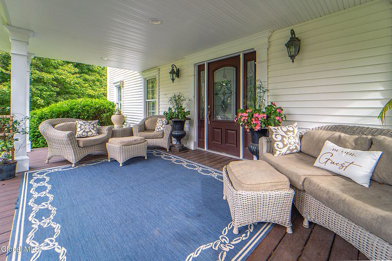 4th image of 139 Riverview Road