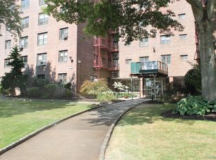 86-70 Francis Lewis Blvd #B-56, Hollis, NY