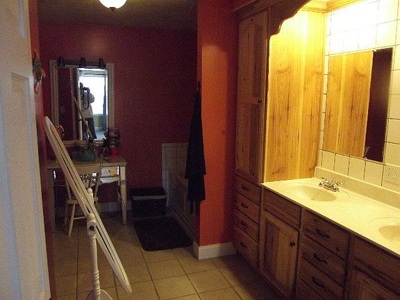 2nd image of 740 Forest Hills Dr