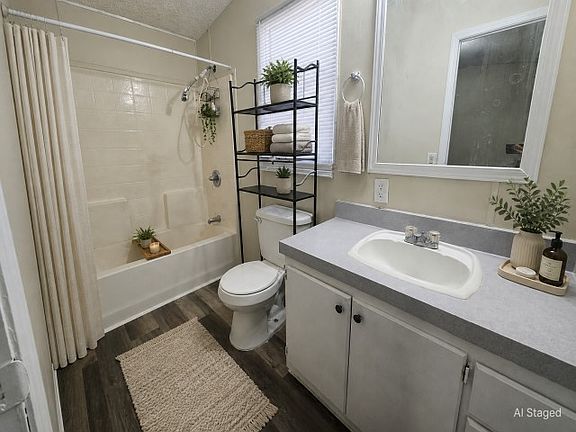 5th image of 3401 N Walnut Rd Unit 21
