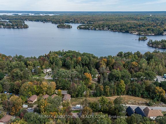 2nd image of 212 Musquash Rd