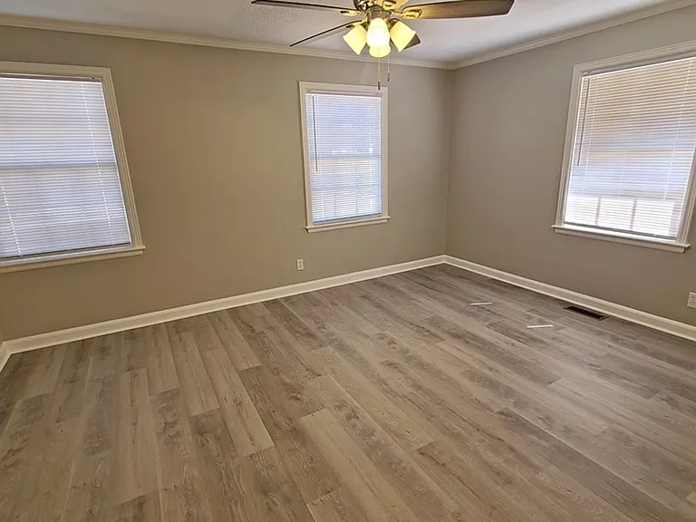 308 Highland Pl — Photo 13