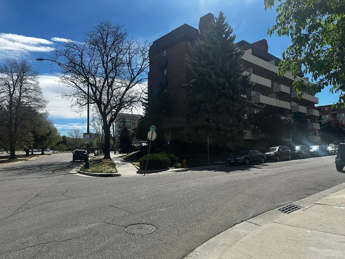 Building Photo - 4110 E Hale Pkwy #2C