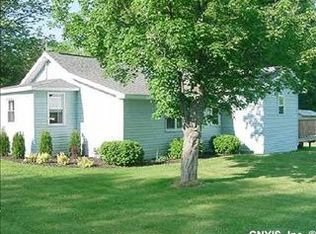 8250 60th Rd, Baldwinsville, NY 13027