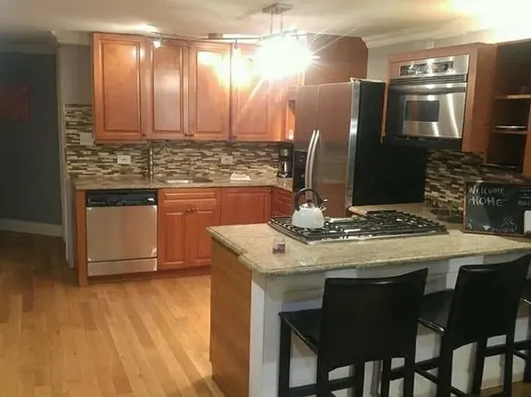 2847 W Warren Blvd #G, Chicago, IL 60612