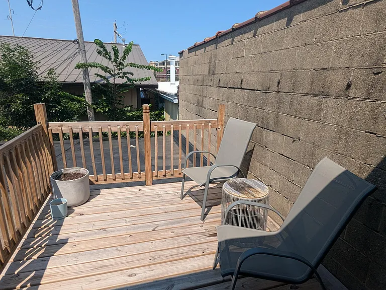 219 S Locust St #2 — Photo 12
