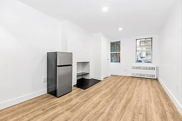 186 East 2nd Street