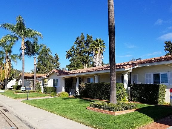 2nd image of 1710 W Country Club Ln