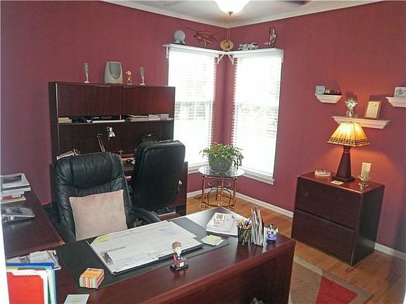 1st floor office/den w/hardwood floors