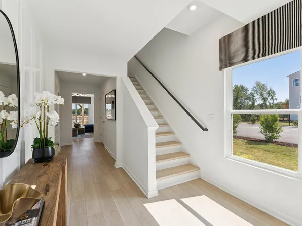 901 Freston Rd, Raleigh, NC 27610