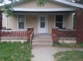 1057 Oakdale St SE, Grand Rapids, MI 49507