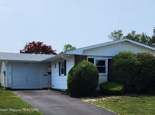 52 Sidney Ct, Brick, NJ