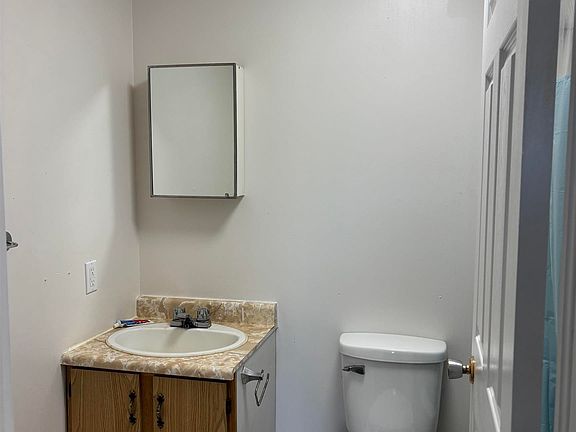 4th image of 45 Mechanic St