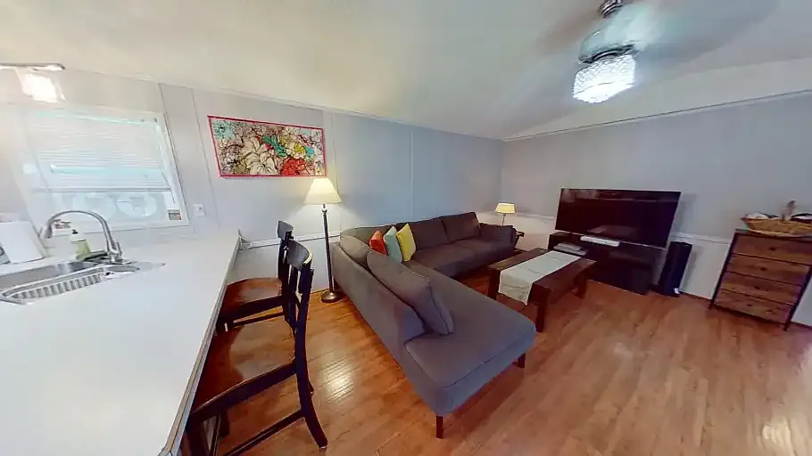 3 bed, 2.0 bath, $2,500 — Photo 3