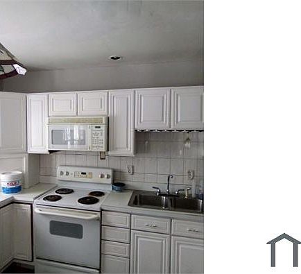 5th image of 19601 Wexford St