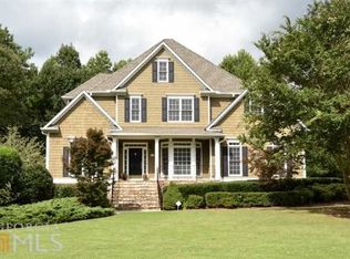 625 Woodstream Ct, Roswell, GA 30075