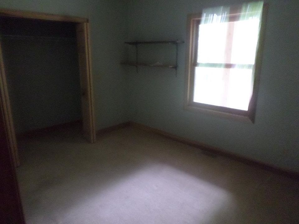 2nd image of 3695 Cobb Rd
