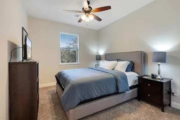 585 Demarett Dr — Photo 15