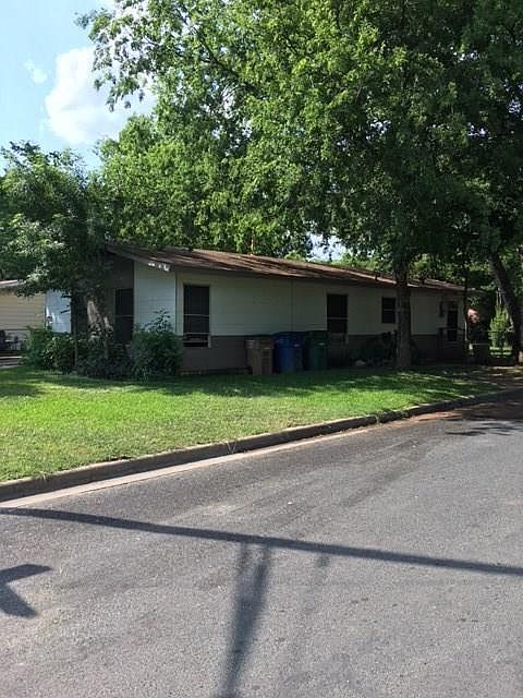 1st image of 1800 Crown Dr
