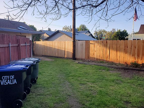 Large fenced in very private yard