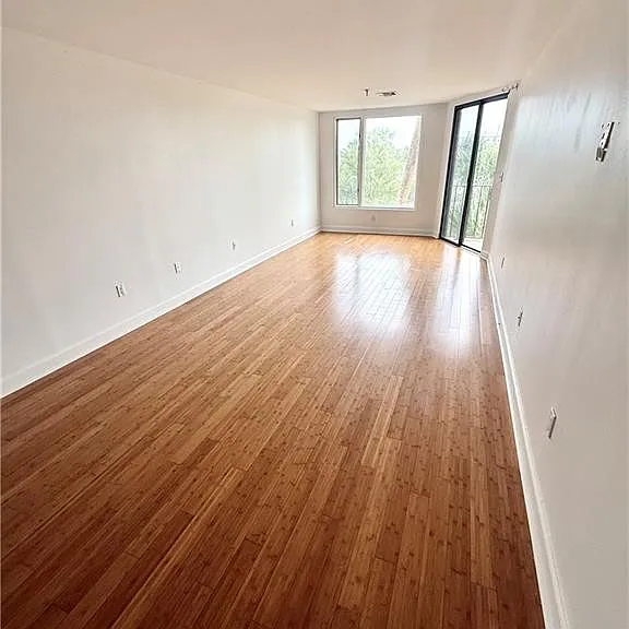 1 Marina Dr — Photo 8
