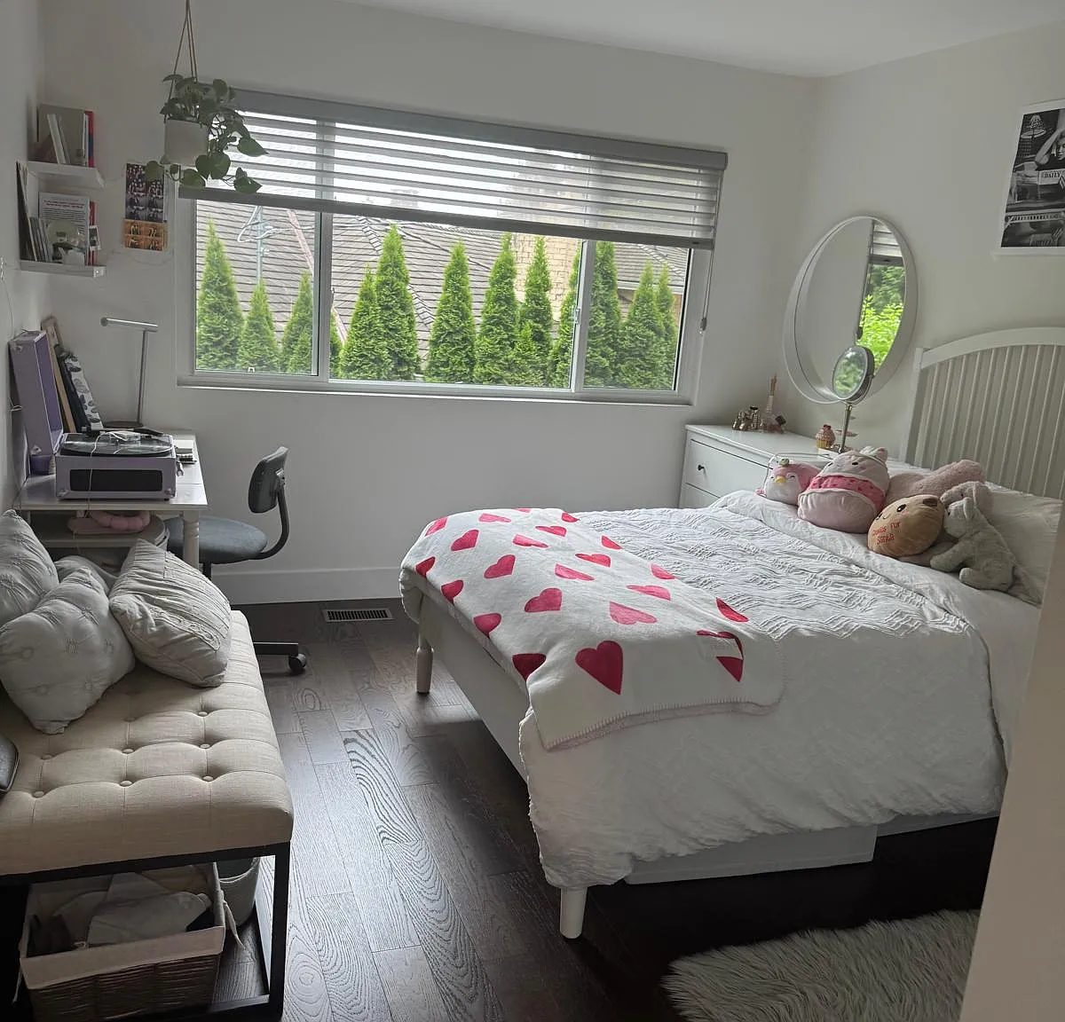 3 bed, 1700 sqft, $6,900 — Photo 4