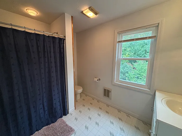 8 Black Point Rd — Photo 43