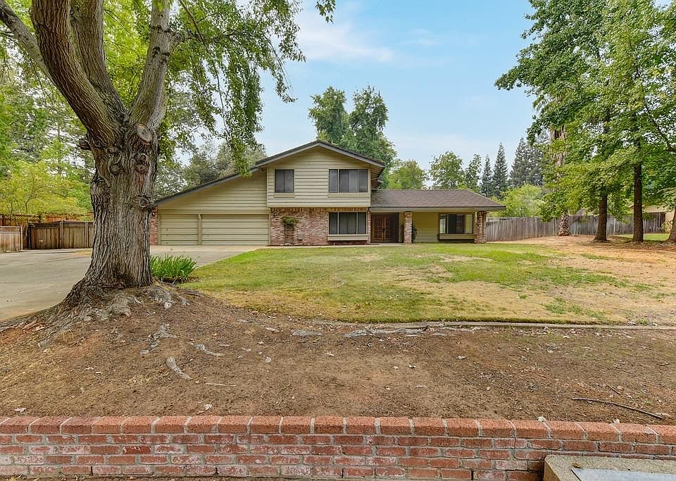 1st image of 5921 Trajan Dr