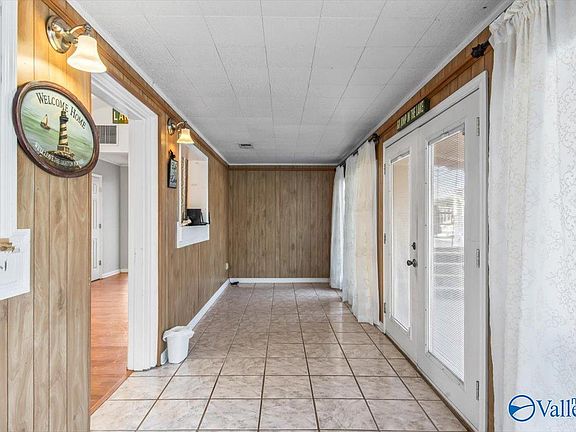5th image of 4408 Leaning Beech Dr