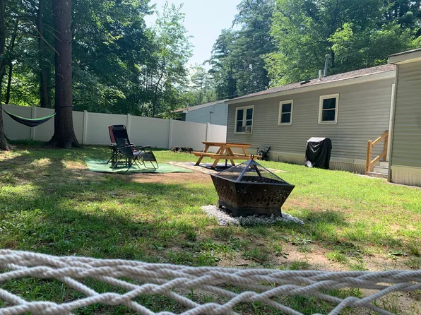 22 Erie Cir, Nashua, NH 03062