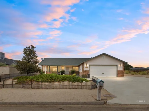 8421 Foxtail Pine Dr, Lake Isabella, CA 93240