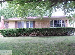 1906 Cromwell St, Holt, MI 48842