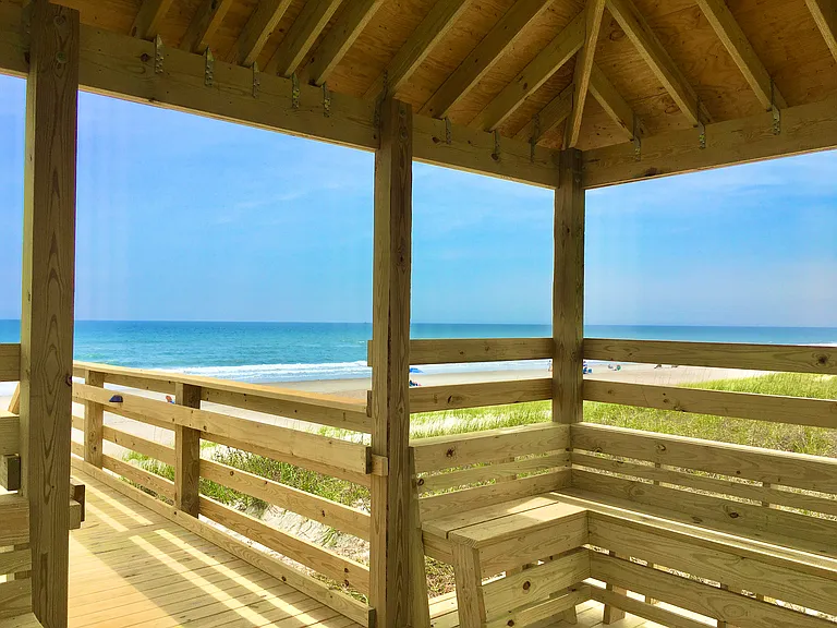 2401 W Fort Macon Rd — Photo 26