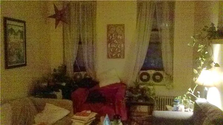 Rented by R New York | media 24