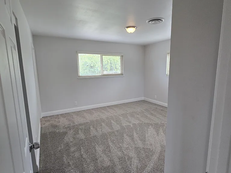 7990 Glenbar Way — Photo 19
