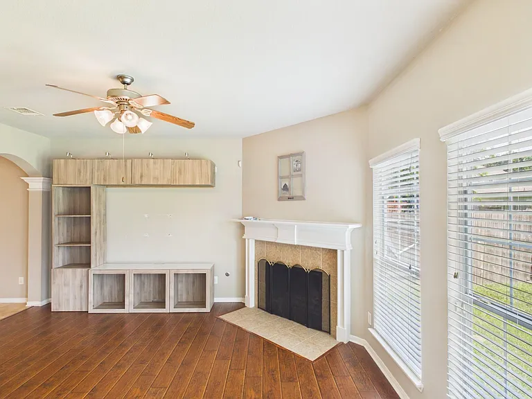 17143 Deaton Mill Dr — Photo 8