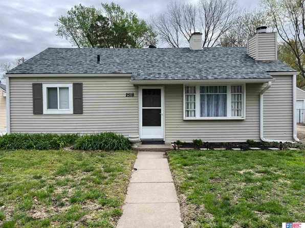 2518 S 52nd St, Lincoln, NE 68506