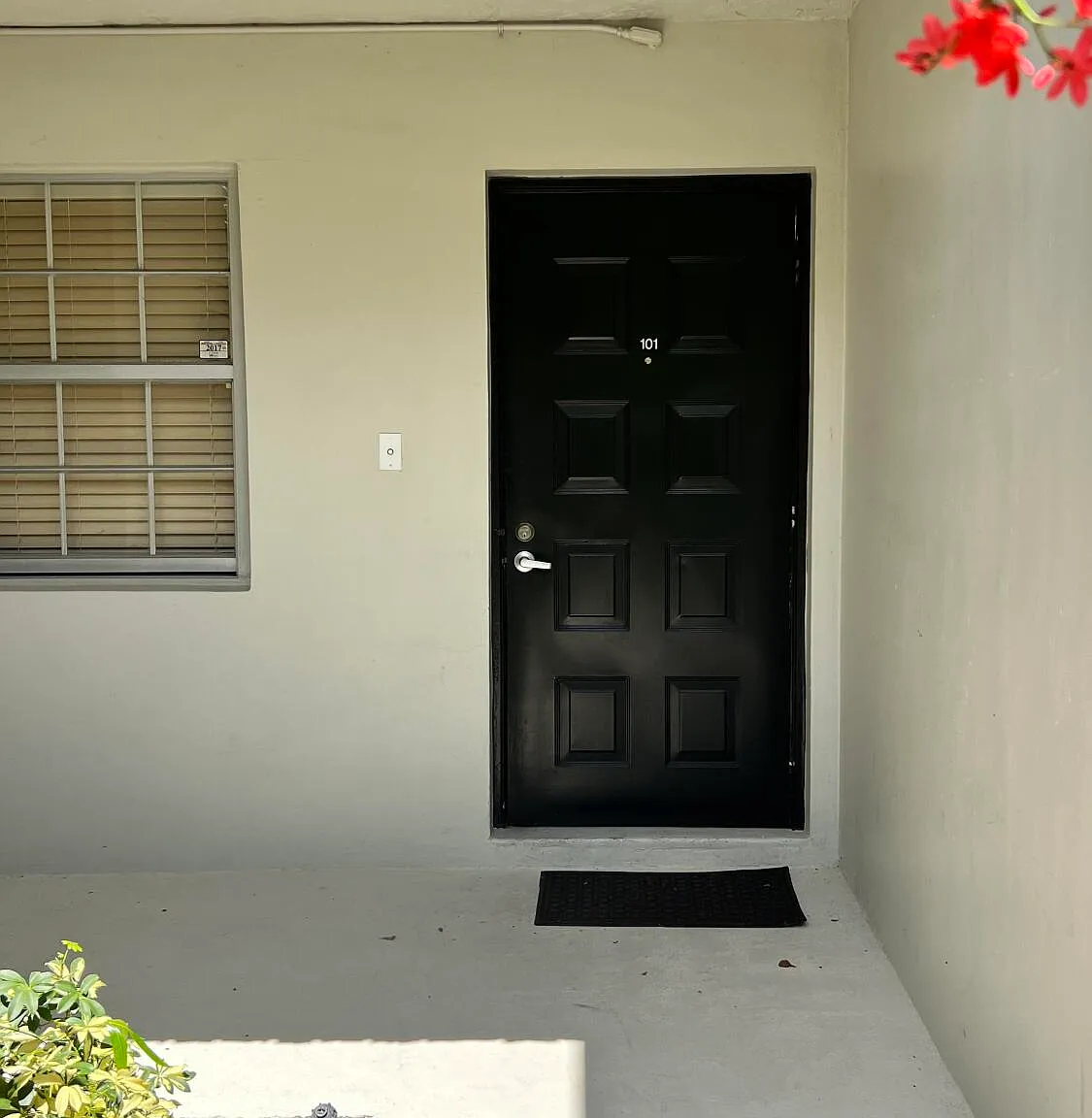 4017 N Cypress Dr — Photo 2