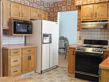 5th image of 6012 Lehman Dr