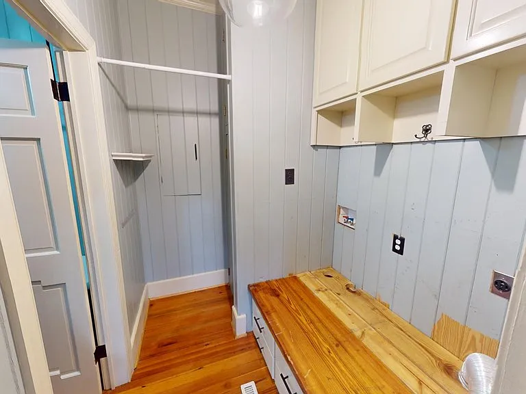 311 Junius St — Photo 38