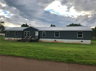 602 S Oklahoma Ave, Elk City, OK 73644