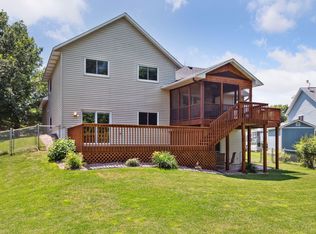 839 Ventnor Ave, Eagan, MN 55123