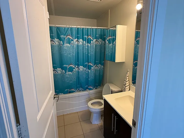 330 Burnhamthorpe Rd W #1704 — Photo 7