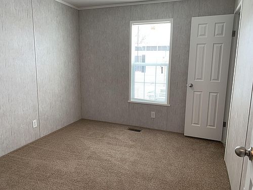 3rd image of 1748 Sherwood Dr