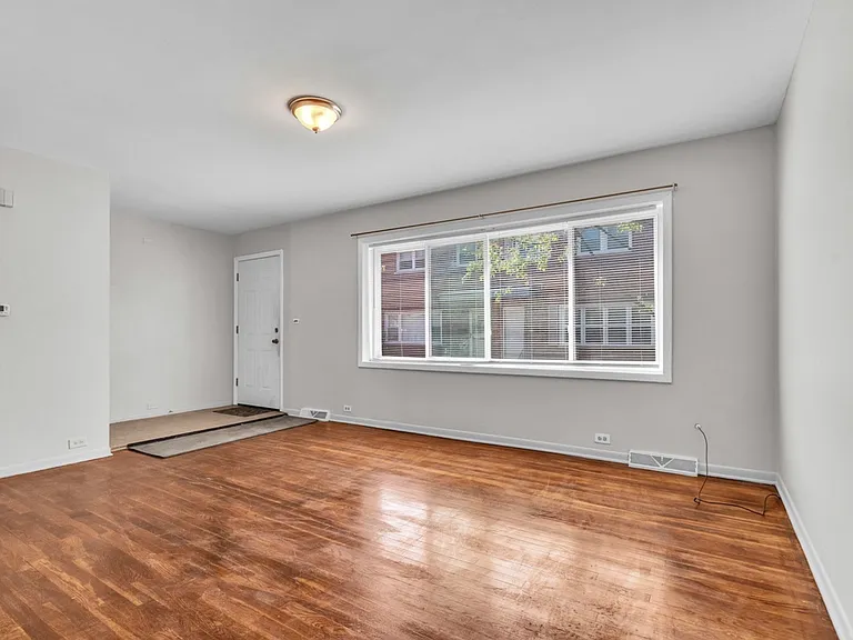 937 W North Ave #C — Photo 3