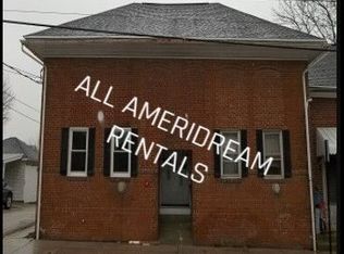 15 Center St APT 3, Hanover, PA 17331