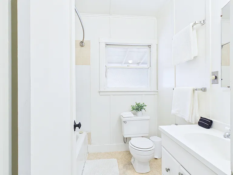 829 Healdsburg Ave — Photo 15