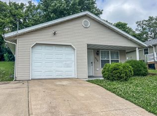904 Montana St, Jefferson City, MO 65109