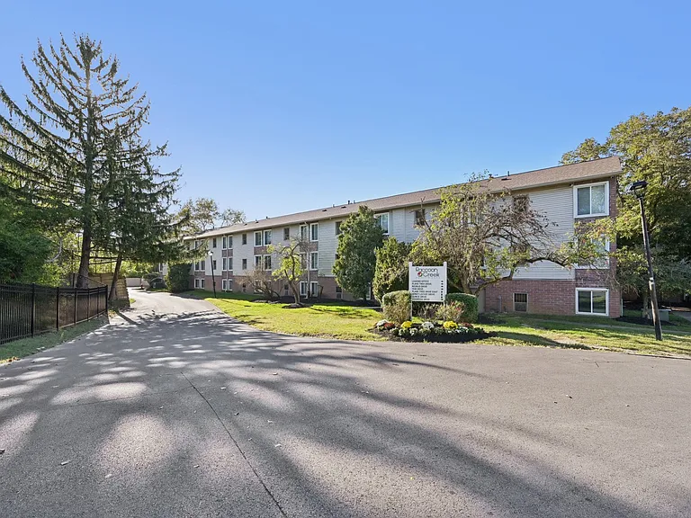 Raccoon Creek Apartments — Photo 21