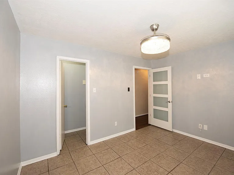 4714 Widerop Ln — Photo 32